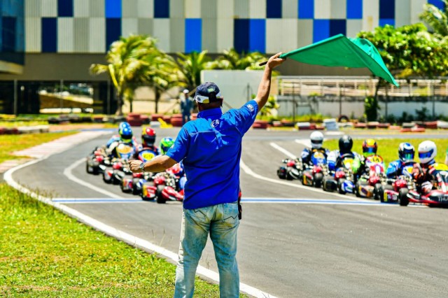 Campeonato do Nordeste de Kart agita Ipitanga neste feriadão