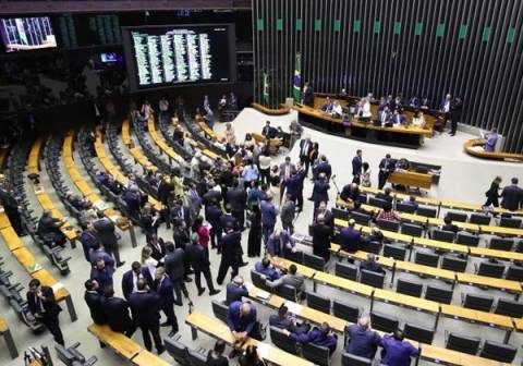 Câmara aprova medida que parcela compensação tributária acima de R$ 10 mi