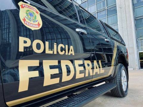 PF prende acusado de estelionato e associação criminosa em Feira de Santana