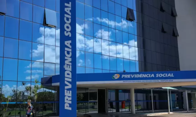 Dino vota para anular regra que reduziu aposentadoria por invalidez