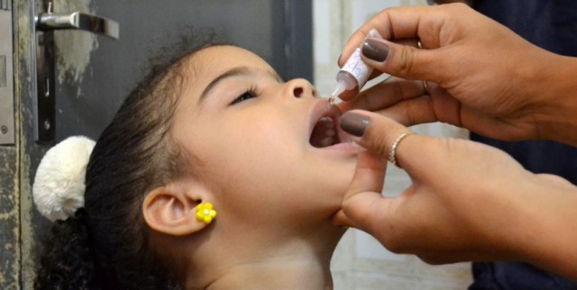 Estudantes de escolas municipais de Ipuaçu recebem vacina contra polio nesta terça, 4