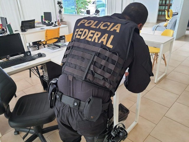 PF faz operação em Barreiras contra grupo que fraudava benefícios do INSS