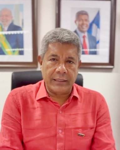 Decreto assinado por Jerônimo Rodrigues volta flexibilizar uso de máscaras na Bahia