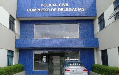 Feto é encontrado em terreno baldio em Feira de Santana