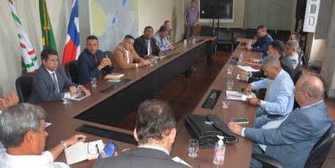 Vereadores apresentam demandas de várias localidades em reunião com Colbert Martins