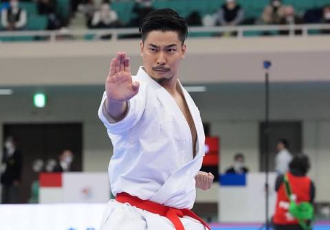 Japonês bicampeão mundial de karatê ministra seminário em Feira de Santana