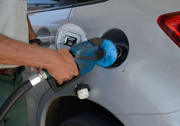 Com novo ICMS, gasolina deve ficar mais cara a partir desta quinta, 1