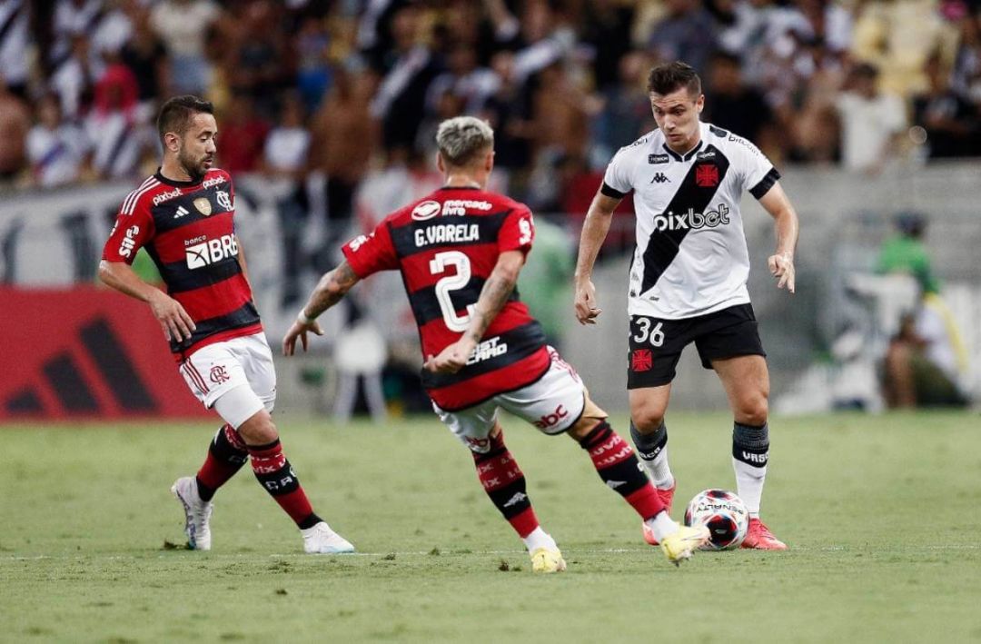 No primeiro jogo sem Sampaoli, Flamengo vence o Bahia no Maracanã