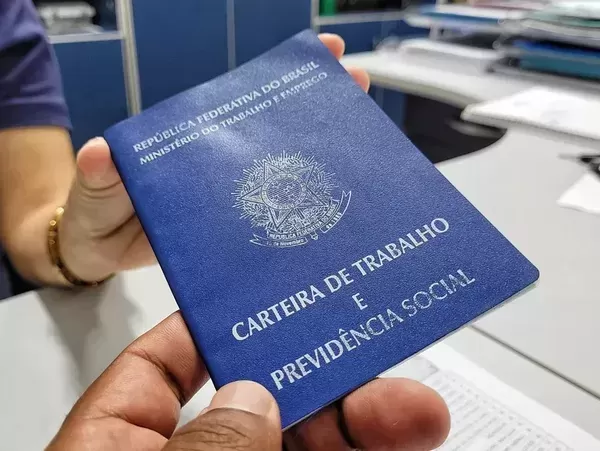 Brasil: saldo líquido de emprego formal é positivo em 190.366 vagas em outubro