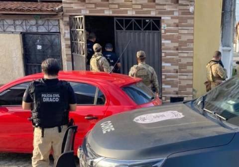 Polícia prende sete suspeitos por tráfico e homicídios em operação na Grande Salvador