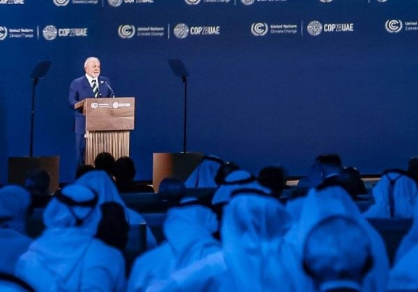 Planeta está farto de acordos climáticos não cumpridos, diz Lula em discurso na COP 28