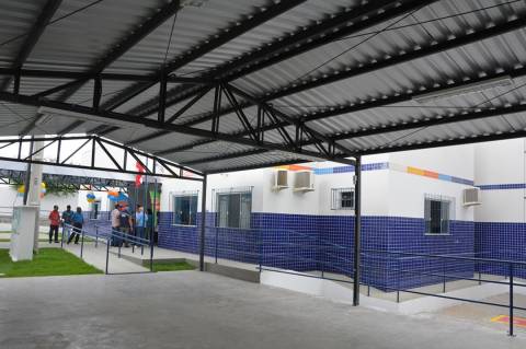 Após ampliação, Escola Professora Almira Pereira Lago foi inaugurada nesta sexta (3)