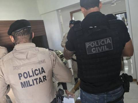 Casal suspeito de matar tio e sobrinho é autuado em flagrante