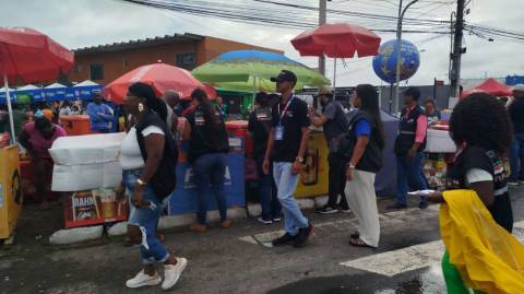 Procon vistoria mais de 300 estabelecimentos e apreende centenas de produtos vencidos na Micareta