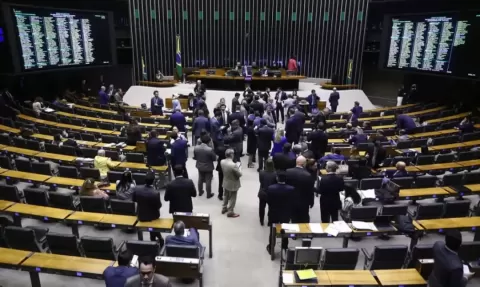 Câmara aprova projeto que amplia número de deputados federais de 513 para 531