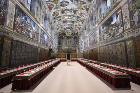 À espera da fumaça branca: começa hoje conclave para a escolha do novo papa