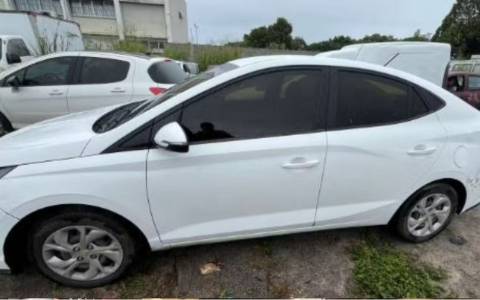 Mulher é presa na BR-324 em Feira com carro alugado há quase dois anos e não devolvido à locadora