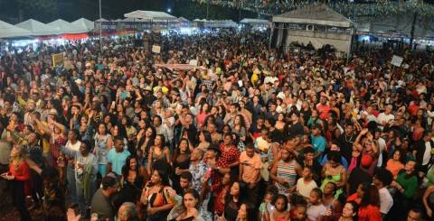Prefeitura de Feira garante 70% das atrações juninas com artistas de Feira