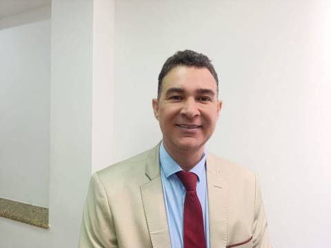 Presidente da Câmara cobra retomada de obras em prédio anexo da Casa e pode acionar MP e TCM