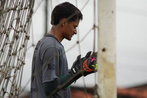 João Lucas assume a titularidade do Sub-20 e se destaca na Águia do Sertão