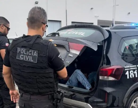 Homem é preso por ameaçar e perseguir ex-companheira em Feira de Santana