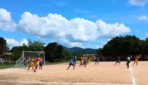 Copa das Comunidades de Feira de Santana terá mais dois jogos decisivos no domingo