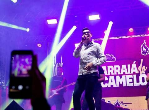 Com o Arraiá do Camelô, Rock Salles é destaque nos festejos juninos da Bahia