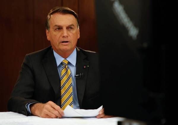 Bom desempenho de governadores em pesquisas é criticado por Bolsonaro
