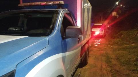 Jovem de 22 anos é morto a tiros em rua do bairro Mangabeira, em Feira de Santana