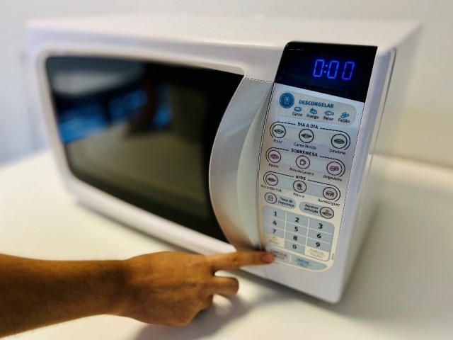 Conta de luz mais cara em julho; Coelba orienta consumidores