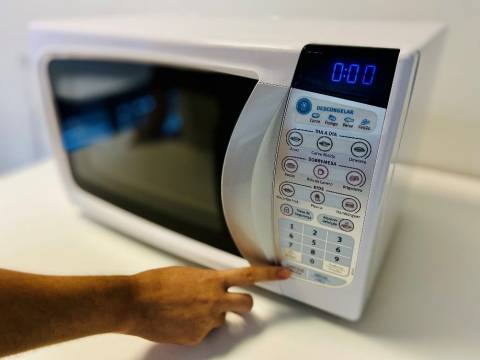 Conta de luz mais cara em julho; Coelba orienta consumidores
