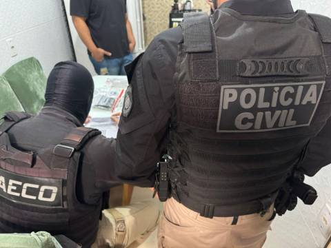 Advogado suspeito de integrar facção responsável por fugas e atentado em presídio é preso em Serrinha