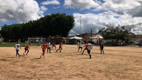 Campeonato de Futebol Amador: dois semifinalistas definidos no Feira VI