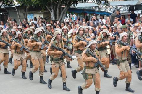 Comemoração do 2 de Julho em Feira de Santana é marcada por homenagens a Maria Quitéria