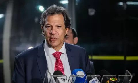 Ministro da Economia defende judicialização da derrubada do decreto do IOF