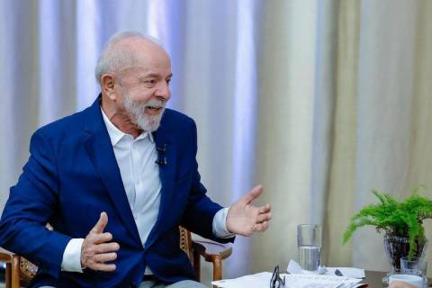 Lula destaca papel da Bahia na indústria automobilística nacional
