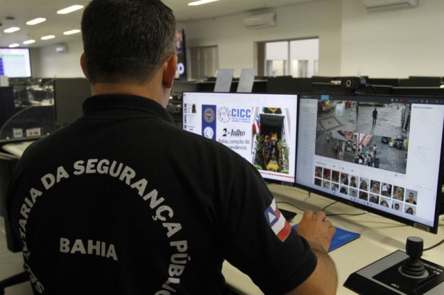 Festa do Dois de Julho termina sem registro de crimes graves em Salvador