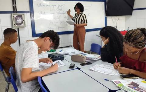 Inscrições abertas para oficina de Inglês voltada a alunos da rede estadual de Feira de Santana