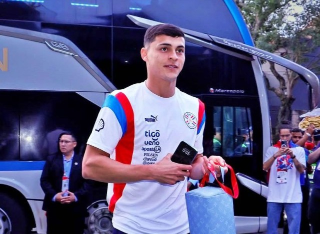 Palmeiras aposta alto e fecha com paraguaio Ramón Sosa