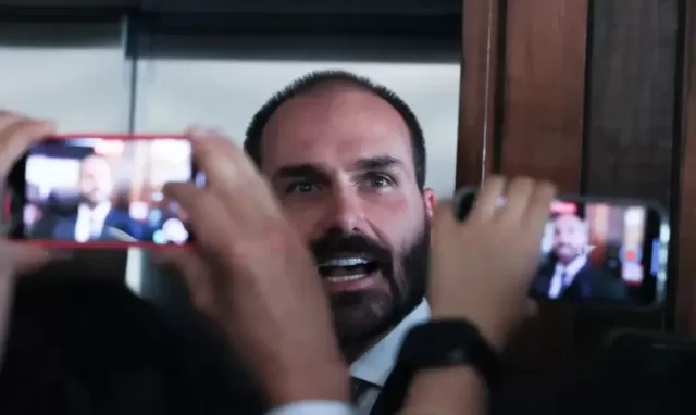 Inquérito que investiga Eduardo Bolsonaro é prorrogado por mais 60 dias