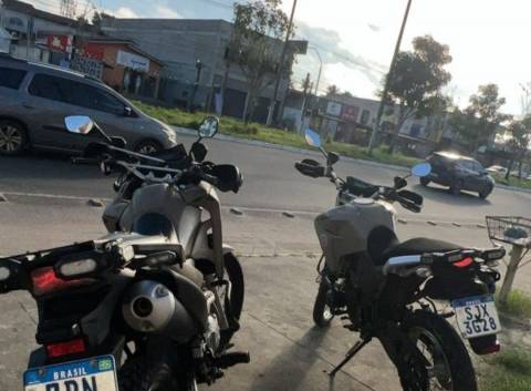 65ª CIPM recupera motos, apreende armas, drogas e prende suspeitos em diversos bairros de Feira