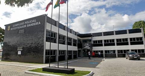 Feira: adolescente desvia R$ 5.600 de contas do avô para comprar moedas em jogo virtual