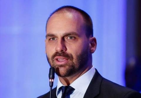 TCU identifica indícios de irregularidade em viagem de Eduardo Bolsonaro aos EUA
