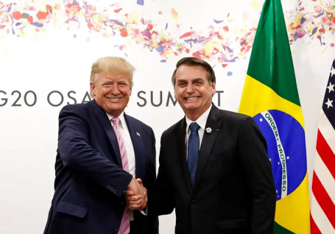 Trump nega amizade com Bolsonaro após tarifaço: ‘Alguém que conheço’