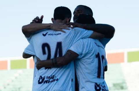 Bahia de Feira vence o Galícia e abre vantagem na decisão da Série B