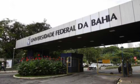 Ufba anuncia processo seletivo com mais de 50 vagas para professor substituto; saiba como participar