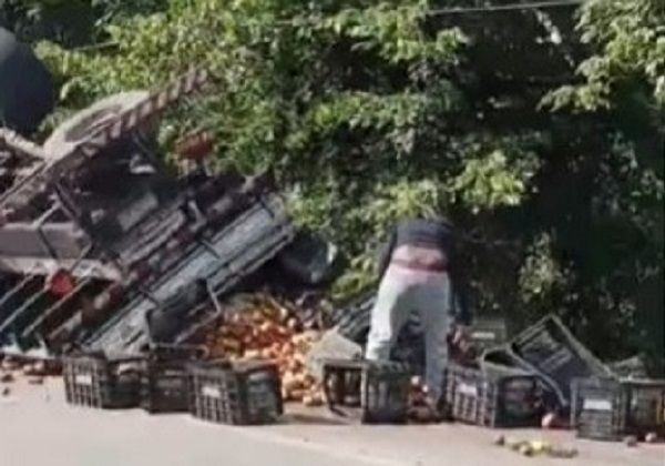 Caminhão tomba e motorista morre em acidente na BR-330