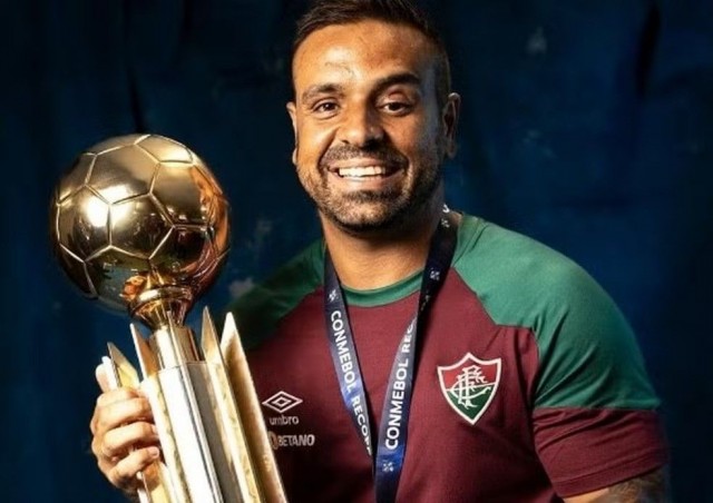 Morre Diego Arantes, preparador físico do Fluminense, aos 38 anos