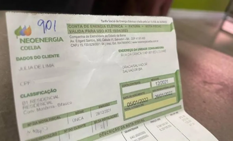 Procon aciona MP contra a Coelba por condutas abusivas em Feira de Santana