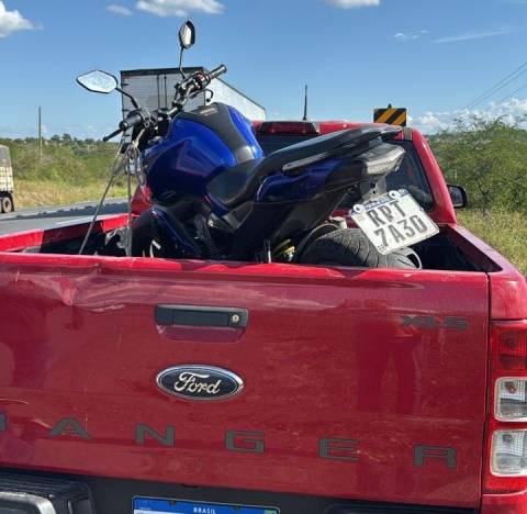 Polícia Civil recupera motocicleta roubada em Feira de Santana
